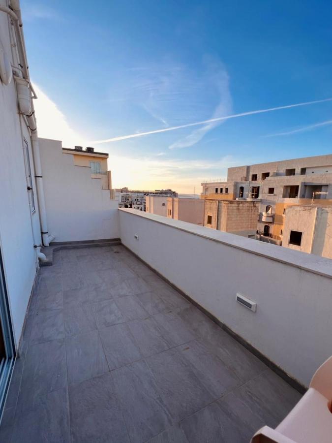 New Breeze Appartement St. Paul's Bay Buitenkant foto